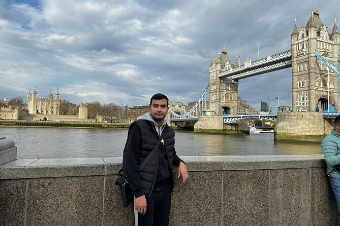 30 Major London Attractions Walking Tour With Photos - What this three-hour London route actually gives you