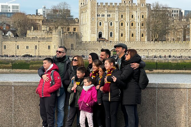 30 Major London Attractions Walking Tour With Photos - Whitehall and Horse Guards Parade