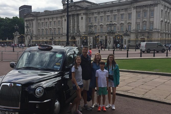 4 hour London Private Tour, with your own Black Cab Tour Guide - Trafalgar Square closes the circuit