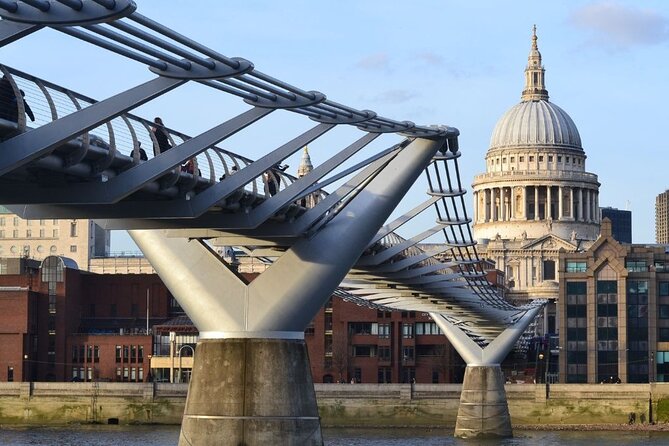 4-Hour Private Guided Tour of London on a Classic Itinerary - The National Gallery offers a quick art fix