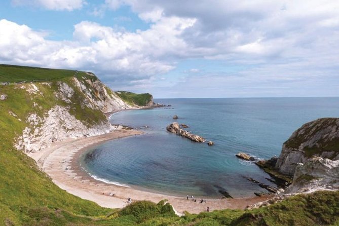 5-Day Devon and Cornwall Small-Group Tour from London - The guides and the small-coach experience