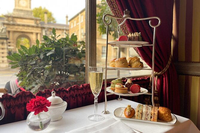 Afternoon Tea at The Rubens at the Palace, Buckingham Palace - Dress code and practical comfort