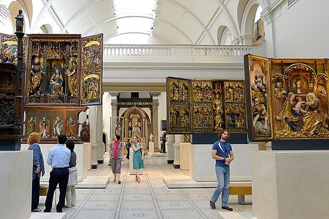 British Museum & National Gallery of London Semi-Private 8ppl Max - The lunch break between Bloomsbury and Trafalgar Square