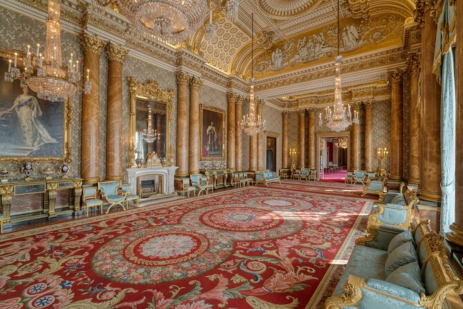 Buckingham Palace Entrance Ticket & British Royalty Guided Tour - Clarence House and the approach to Buckingham Palace