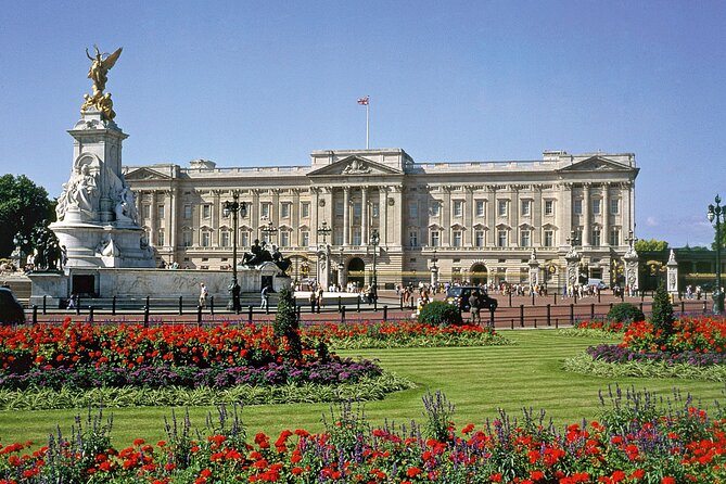 Buckingham Palace: Official State Rooms Entry Ticket - How the audio guide shapes the visit