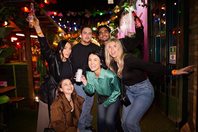 Camden Pub Crawl in London - Photos are a nice extra, not the main reason to book