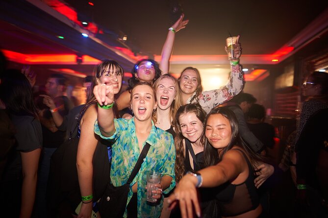 Camden Pub Crawl in London - Free shots, discounts, and what the price really covers