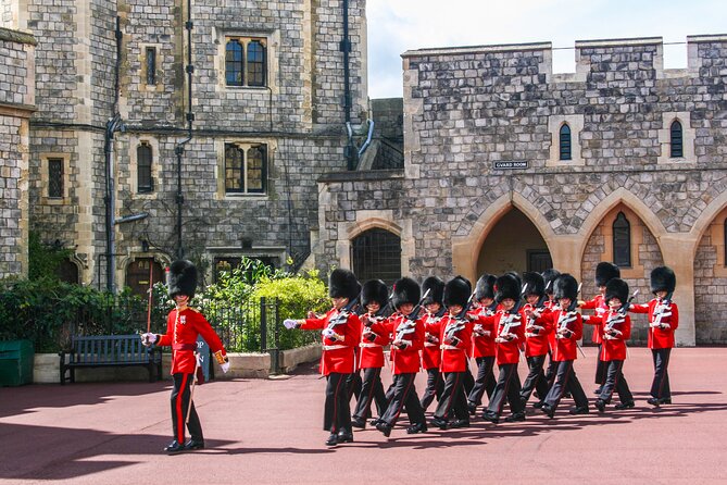 Changing of the Guard Guided Tour at Buckingham Palace - How much value do you get for $19.34?