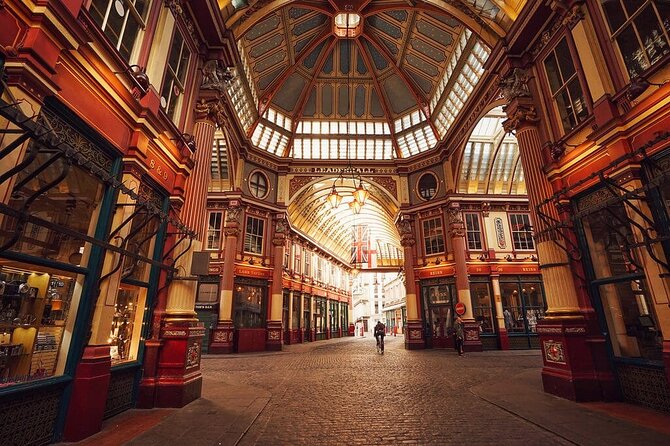 City & Secrets: Explore London's Hidden Gems - HMS Belfast and the riverfront return