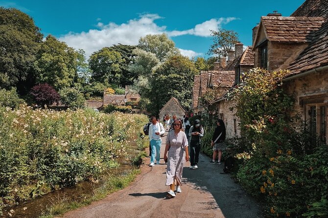 Cotswolds Day Trip from London with Optional Village Lunch - Burford, the gateway with time to browse