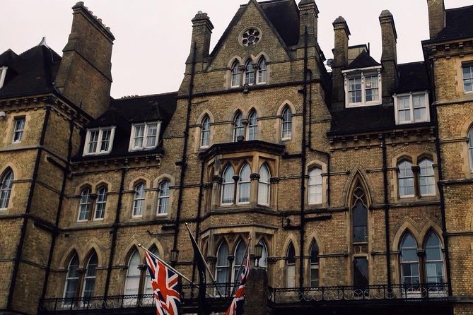 Cotswolds Villages and Oxford Full Day Tour from London - Bourton-on-the-Water and the River Windrush