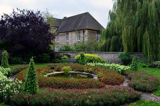 Cotswolds Villages and Oxford Full Day Tour from London - Free time means choosing your priorities
