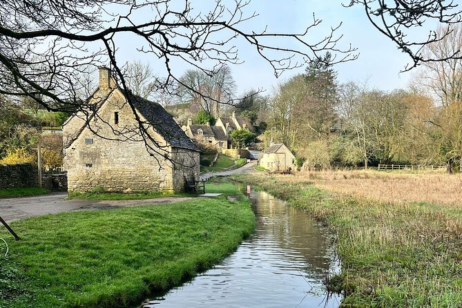 Cotswolds Villages and Oxford Full Day Tour from London - The guide and driver make the long day work