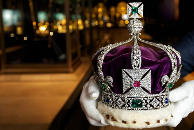 Crown Jewels of London Tour with River Cruise - What this half-day London tour is really trying to do