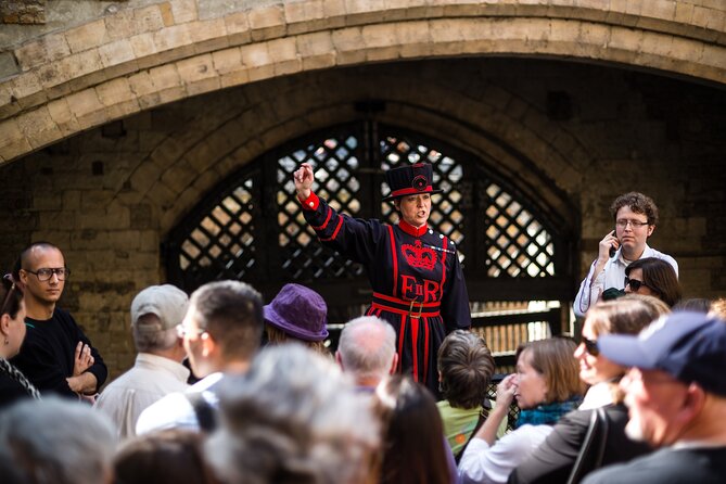 Crown Jewels of London Tour with River Cruise - Who will get the most from the $157.67 price?