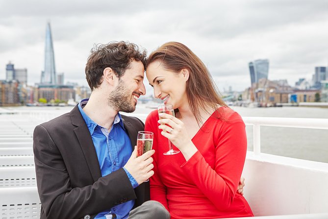 Dinner and Jazz Cruise on the River Thames - Jazz gives the evening its personality