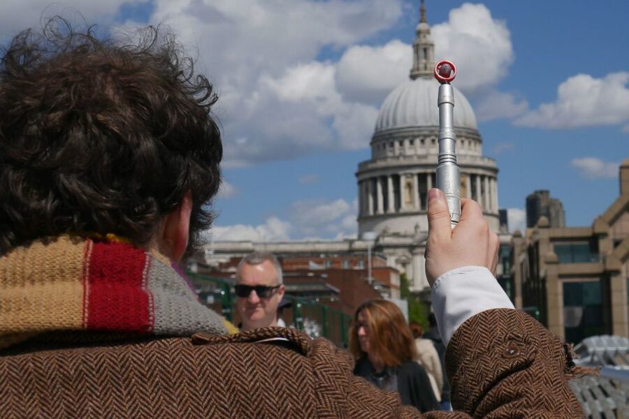 Doctor Who London Walking Tour - From London Bridge Station into the Doctor’s London