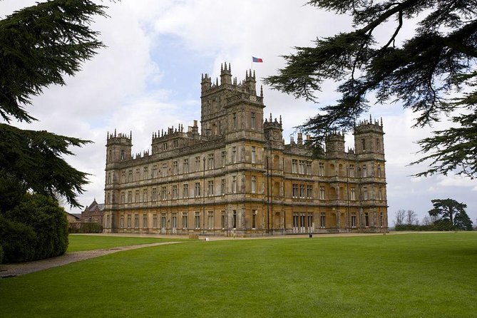 Downton Abbey and Highclere Castle Tour from London - Key points to know before booking