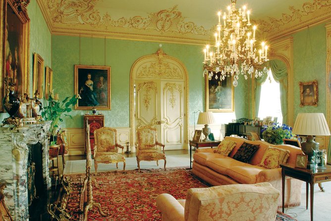 Downton Abbey & Highclere Castle Tour from London, with Oxford - Food, timing, and what to bring