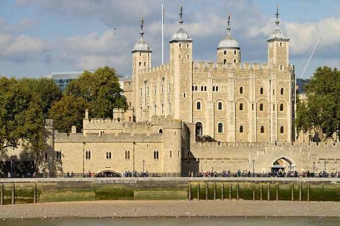 Easy Access Tower of London Crown Jewel Torture and Executions - Prison cells and the torture theme