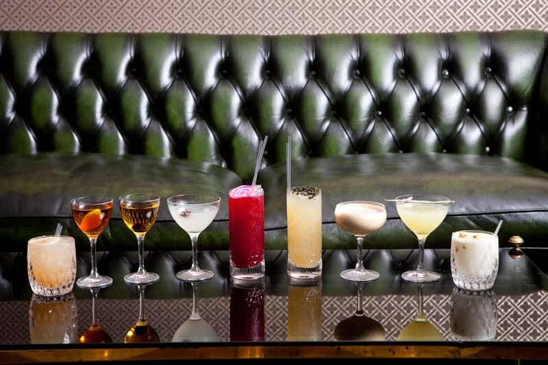 Eating London: Twilight Soho VIP Food & Drinks Tour - Key points at a glance