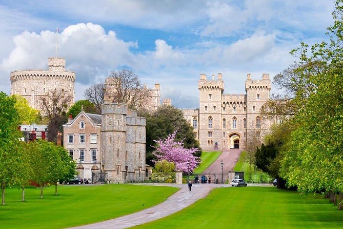 Extended visit: Windsor Castle & Stonehenge - Stonehenge: time to think, walk, and take photos