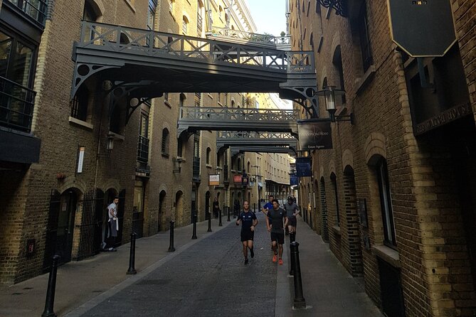 Food & drink walking tour in South East London. Bermondsey - Borough Market. - Why this Bermondsey food walk is different