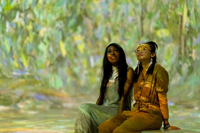 Frameless - Immersive Art Experience in London - Colour in Motion lets you affect the room