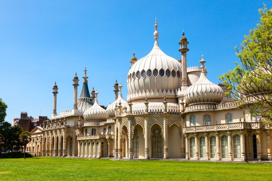From London: Brighton & Seven Sisters Small-Group Tour - Brighton: two hours of seaside character