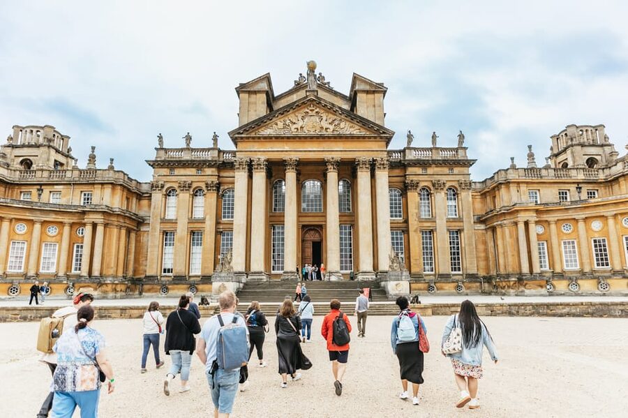 From London: Cotswolds, Blenheim Palace & Downtown Abbey - What to bring and how to use each stop