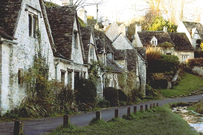 From London: Cotswolds Guided Trip Including Bourton-on-the-Water - Broadway Tower, open views, and a nuclear bunker