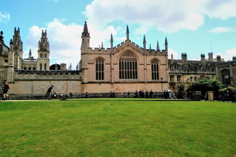 From London: Day Trip to Downton Abbey, Oxford and Bampton - Key points to know before booking