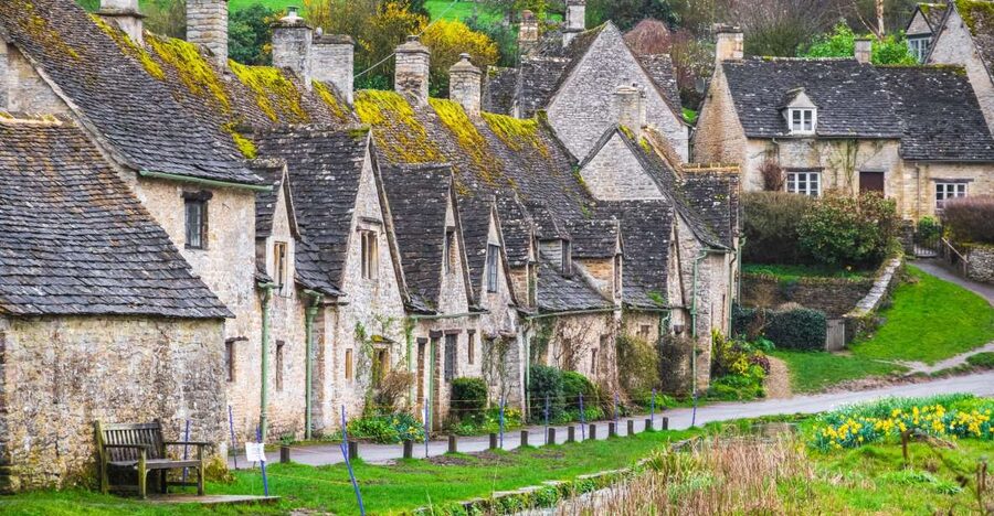 From London: Full-Day Cotswolds Small-Group Tour - Bibury and Its Short Village Walk