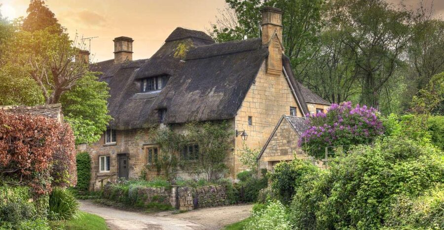 From London: Full-day Cotswolds Tour with Optional Lunch - What the day feels like in practice