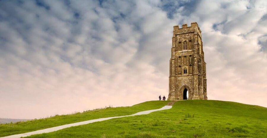 From London: Glastonbury and Cheddar Gorge Guided Day Trip - Glastonbury Abbey and the stories of Arthur