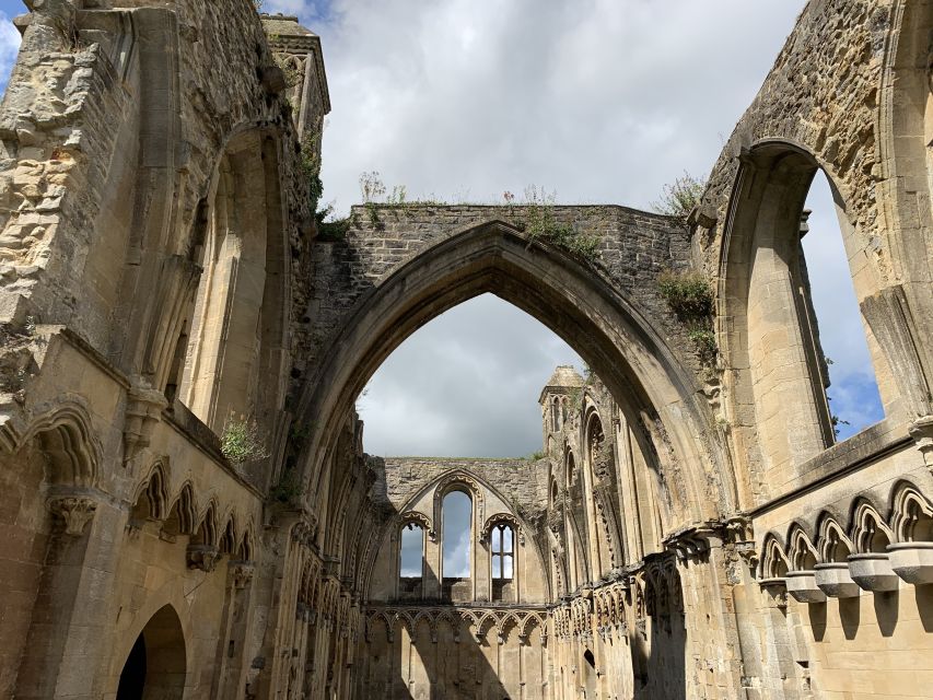 From London: Glastonbury and Cheddar Gorge Guided Day Trip - Starting at Earl’s Court