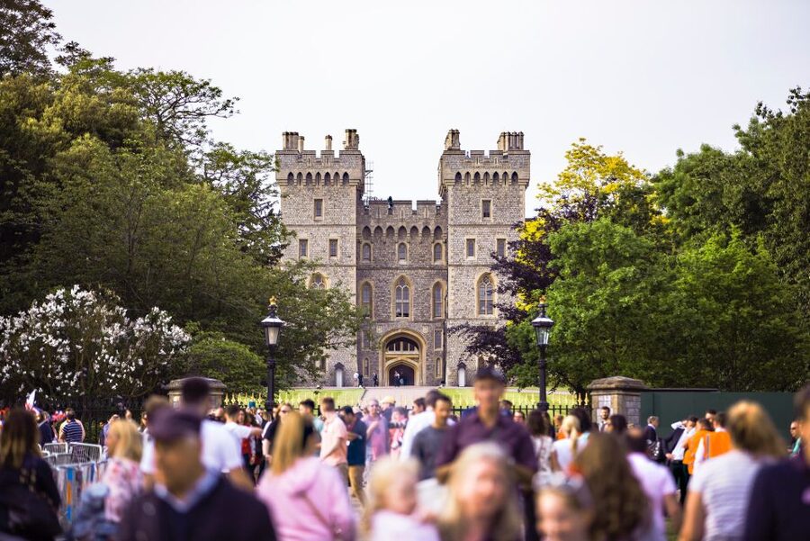 From London: Half-Day Trip to Windsor with Castle Tickets - Who should choose this tour?