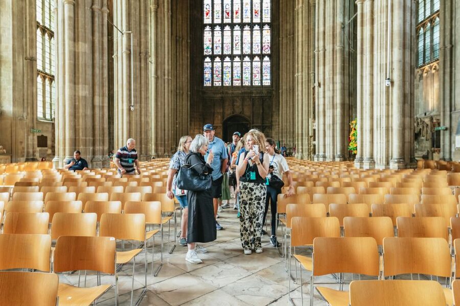 From London: Leeds Castle, Canterbury Cathedral & Dover - FAQ