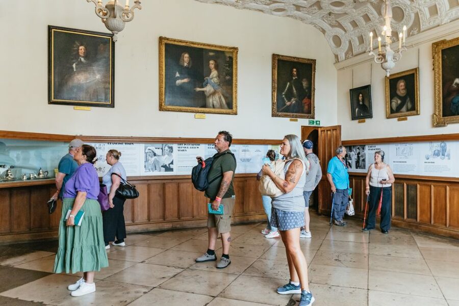 From London: Leeds Castle, Canterbury Cathedral & Dover - Is $141 good value?
