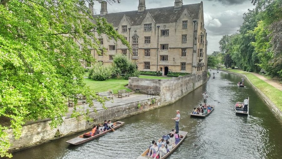 From London: Oxford and Cambridge Guided Day Tour - What is included for $119.88?