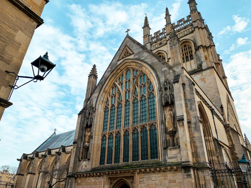 From London: Oxford and Cotswolds Villages Day Trip - Coach comfort and the long return to London