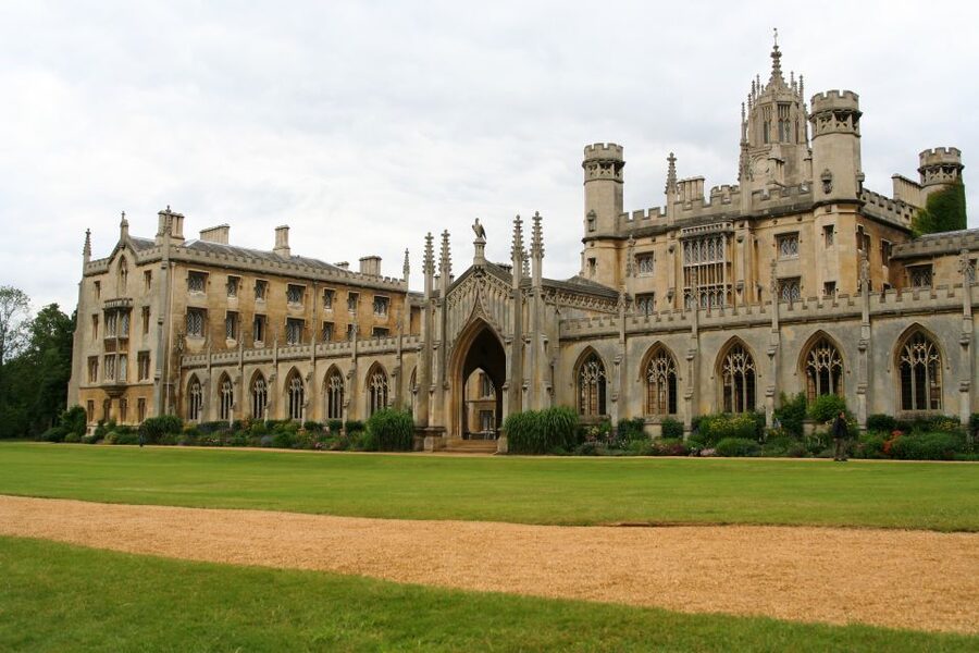 From London: Oxford & Cambridge Day Tour - Senate House and Cambridge’s academic center