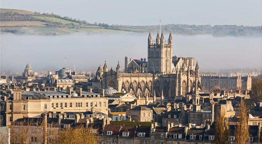 From London: Small Group Stonehenge, Bath & Cotswolds Tour - Royal Crescent: Bath’s grandest photo stop