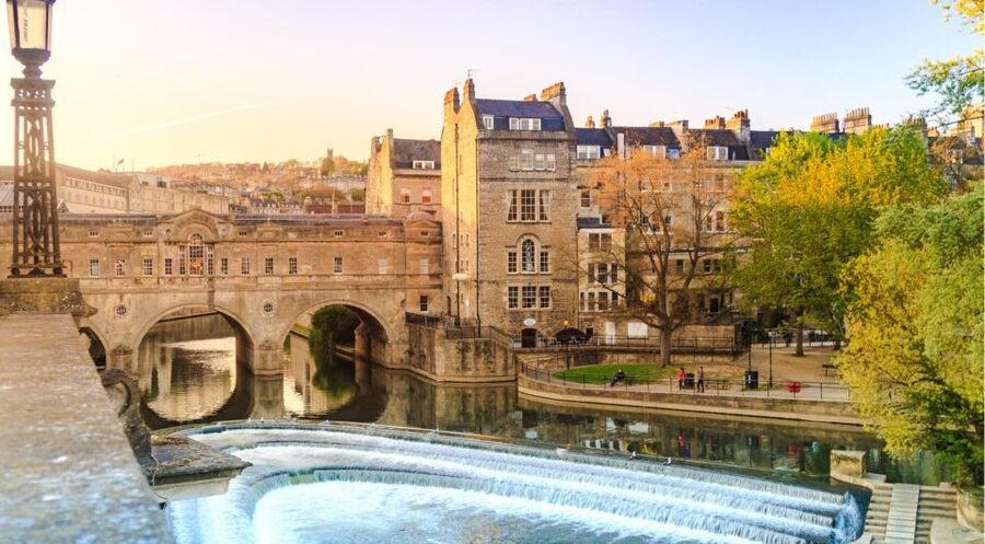 From London: Small Group Stonehenge, Bath & Cotswolds Tour - Is the $207 price good value?