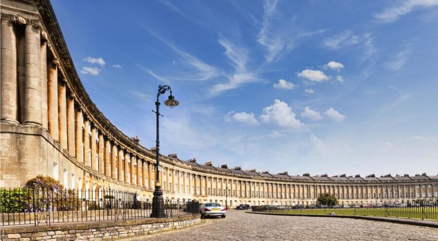 From London: Small Group Stonehenge, Bath & Cotswolds Tour - Final call: book it for range, not depth