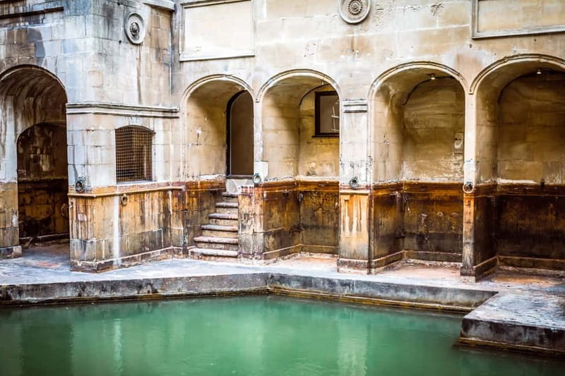 From London: Stonehenge and Bath Full-Day Tour with Guide - Who should book this day trip