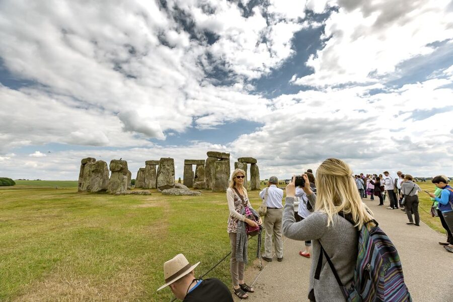 From London: Stonehenge Half-Day Tour - Meeting at Victoria Coach Station