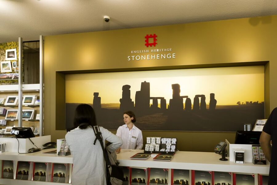 From London: Stonehenge Half-Day Tour - Weather, clothing, and comfort