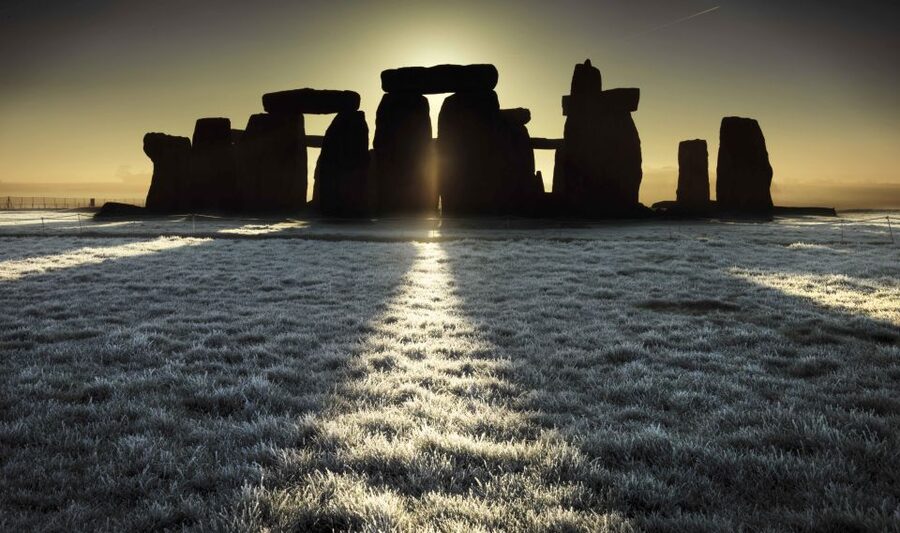 From London: Stonehenge Inner Circle and Windsor Day Trip - Windsor Castle or a guided walk through town