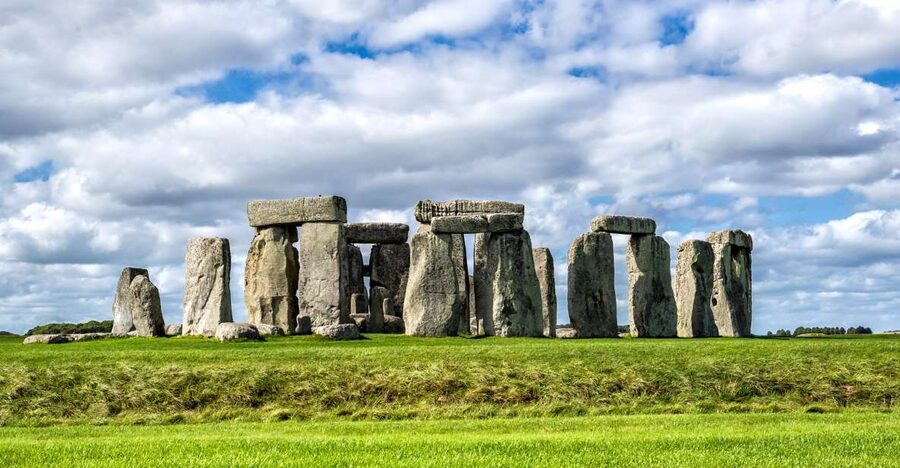 From London: Stonehenge Morning Day Trip with Admission - Why this morning departure matters
